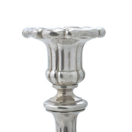 Wohl STUTTGART Kerzenleuchter, Silber, 19. Jahrhundert - photo 2