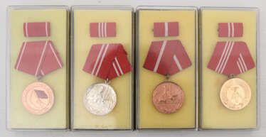 4 DDR ORDEN, Gold,Silber,Kupfer, 20. Jahrhundert Deutschland (14)