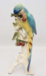 ENS-PORZELLAN, Papagei mit Kirschen, Deutschland, 19. Jahrhundert