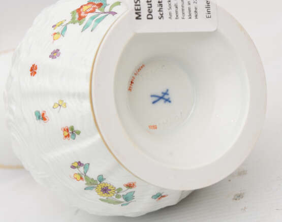 MEISSEN, Weinkrug im Schwanendesign, Deutschland, 2006. - photo 8