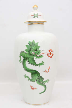 MEISSEN, Buketvase grüner Hofdrache, Deutschland, 1985. - photo 1