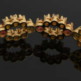 GOLDARMBAND, 3 x 6 Brillianten besetzt, 4 Saphire und 4 Rubine, 750er Gold. - фото 10