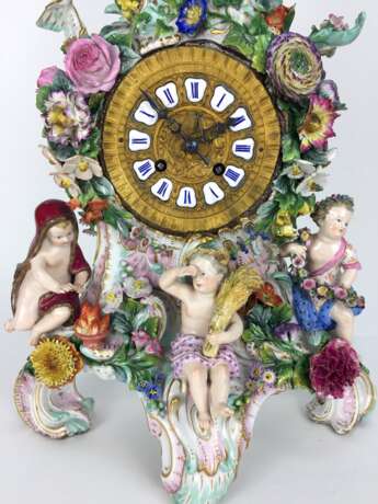 Wunderschöne Pendule / Große Kaminuhr / Portaluhr / Aufsatzuhr: Meissen Porzellan, "Vier Jahreszeiten", um 1860, 1. Wahl - Foto 8