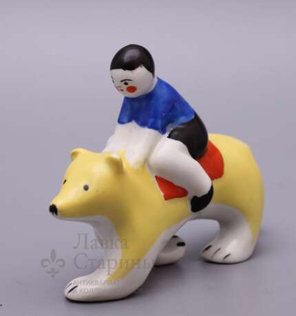 “Porcelain figurine Boy bear from the Carousel Verbilki USSR” - photo 1