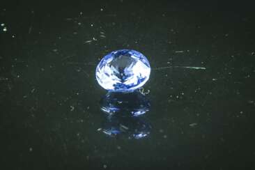 Light blue sapphire of 2.59 ct
