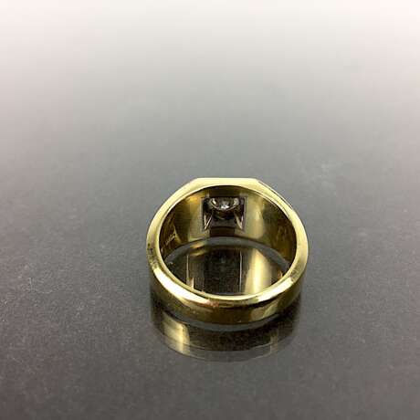 Ausgefallener Brillant-Solitär-Ring: 0,8 Karat, Gelb-Gold / Weiß-Gold 750, sehr massiv, sehr gut. - Foto 6