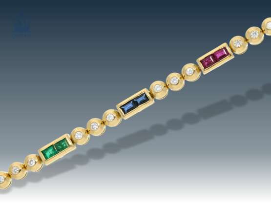 Armband: zierliches, sehr dekoratives und modernes Armband mit hochwertigen Farbsteinen und feinsten Brillanten - photo 1