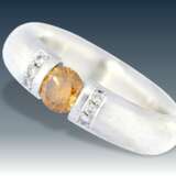 Ring: massiver und hochwertiger Goldschmiedering mit seltenem Farbdiamant - фото 1