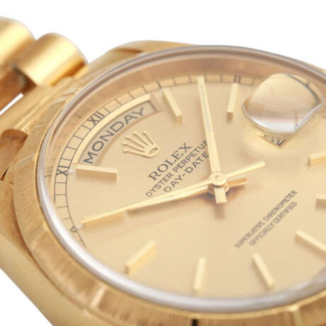 ROLEX Oyster Day-Date Herrenuhr, Ref. 18248, L-Serie. Gold 18K. - photo 5