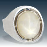 Ring: massiver, unikater Designer-Ring mit besonders großem Sternsaphir von 24ct, Designerschiene 18K Weißgold - Foto 1
