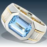 Ring: exklusiver Goldschmiedering mit hochwertigem Aquamarin und Diamanten in Spitzenqualität, Platin - Foto 1