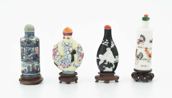 Lot: 4 Snuffbottles - photo 1