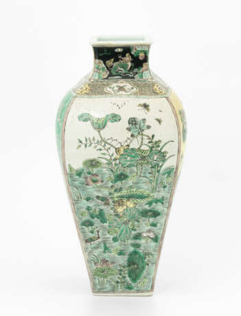 Vase - photo 1