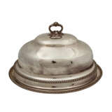 ENGLAND Anbietplatte mit Glockenhaube, versilbert, 20. Jahrhundert. - Foto 4