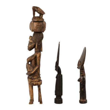 Konvolut: 3 Skulpturen aus Holz, AFRIKA/NIGERIA, 20. Jahrhundert. - Foto 3