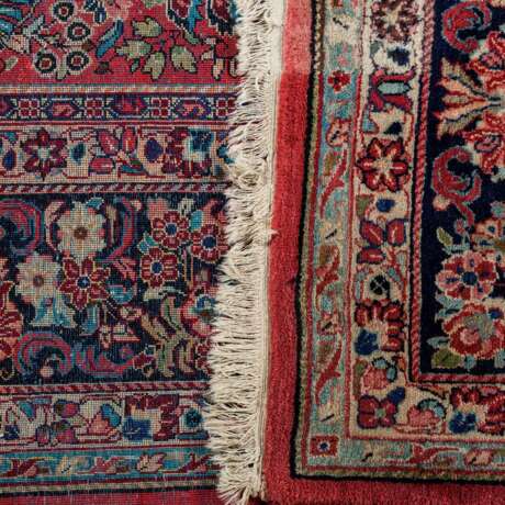 Orientteppich. SARUK/PERSIEN, 20. Jahrhundert, ca. 377x281 cm. - Foto 3