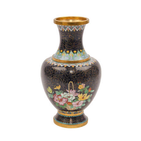 Cloisonné Vase. CHINA, 20. Jahrhundert. - photo 1