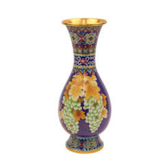 Cloisonné Vase. CHINA, 20. Jahrhundert.