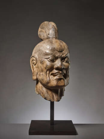 OVER-LIFESIZE LIMESTONE HEAD OF A TIANWANG GUARDIAN GOD, CHINA, TANG DYNASTY - photo 5