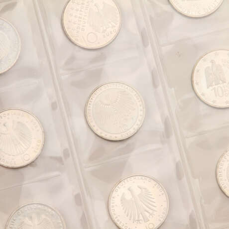 BRD - Gedenkmünzen, Euromünzen, dazu sporadisch - фото 3