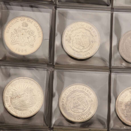 Silbermünzen Mexiko, darunter auch etwas - Foto 2