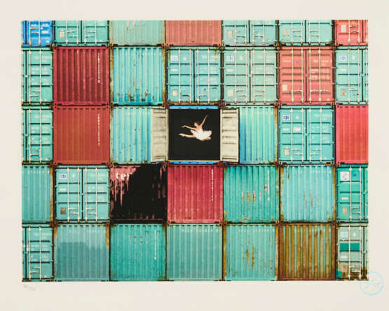 JR. The Ballerina Jumping in Containers, Le Havre, France (LC-S969) - Foto 1