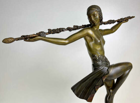 Bronze Skulptur „DANCER WITH THYRSUS“, um 1925 - 1930, Pierre Le Faguays - фото 5