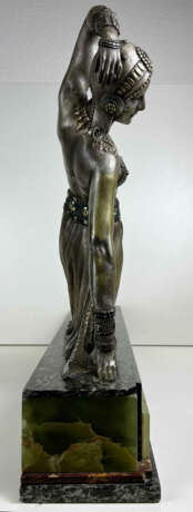 Bronze Skulptur „DANSEUSE HINDOUE“, um 1920, Demétre H. Chiparus - Foto 4