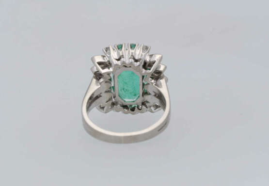 Smaragd-Diamant-Ring - photo 3