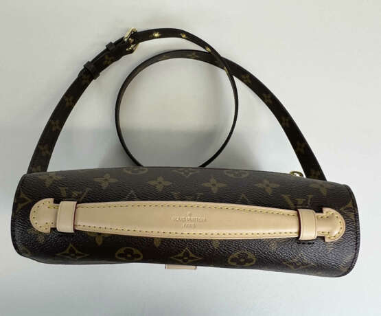 LOUIS VUITTON Pochette Métis Beliebte Tasche aus braunem Canvas, mit klassischem Louis Vuitton Monogram. - Foto 5