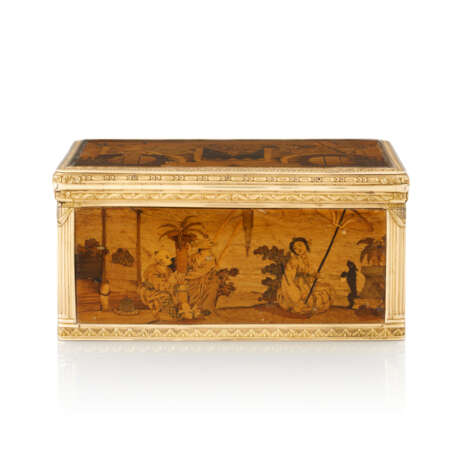 A LOUIS PHILIPPE GOLD AND GOLD-PLATED-MOUNTED FRUITWOOD MARQUETRY SNUFF-BOX - фото 2