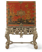 Стиль королевы Анны (1702-1714). A WILLIAM AND MARY BRASS-MOUNTED RED, BLACK AND GILT-JAPANNED CABINET-ON-STAND