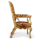 A REGENCE GILTWOOD RECLINING FAUTEUIL - photo 4