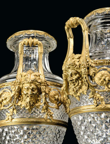 A PAIR OF LARGE FRENCH ORMOLU-MOUNTED CUT AND MOULDED-GLASS VASES - фото 4