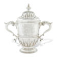 A GEORGE I SILVER TWO-HANDLED CUP AND COVER - Auktionspreise