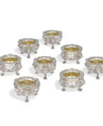 Пол Сторр. A SET OF EIGHT GEORGE III SILVER SALT-CELLARS FROM THE BALFOUR SERVICE