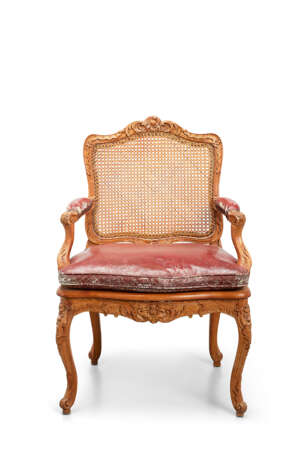 SUITE DE QUATRE FAUTEUILS CANNÉS D'ÉPOQUE REGENCE - photo 3