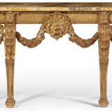 A PAIR OF GEORGE II GILTWOOD SIDE TABLES - фото 2