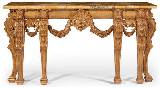 A PAIR OF GEORGE II GILTWOOD SIDE TABLES - Foto 2