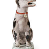 A CHINESE EXPORT PORCELAIN FAMILLE VERTE HOUND - фото 3