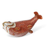 A CHINESE EXPORT PORCELAIN CARP TUREEN AND COVER - Foto 2