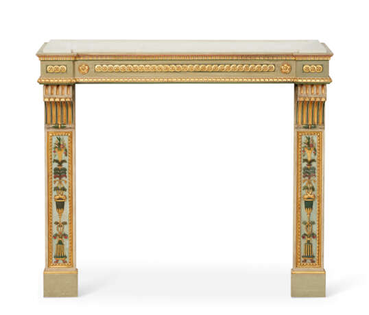 A NORTH ITALIAN POLYCHROME-DECORATED, CREAM-PAINTED AND PARCEL-GILT MIRROR AND A MATCHING FIREPLACE SURROUND - Foto 5