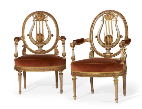 A PAIR OF LOUIS XVI CREAM-PAINTED AND PARCEL-GILT FAUTEUILS - фото 1