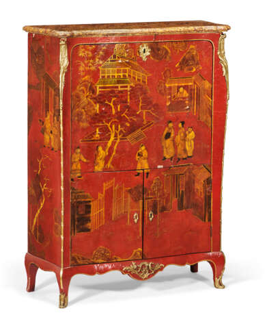 A LOUIS XV ORMOLU-MOUNTED, RED LACQUER AND PARCEL-GILT SECRETAIRE A ABATTANT - photo 1