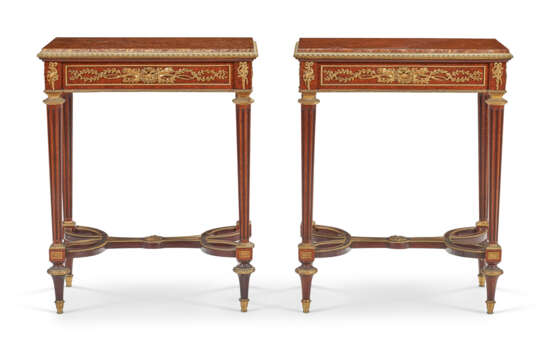 A PAIR OF FRENCH ORMOLU-MOUNTED THUYA AND AMARANTH SIDE TABLES - photo 5