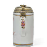 A SILVER-GILT-MOUNTED MEISSEN PORCELAIN CHINOISERIE TANKARD - фото 5