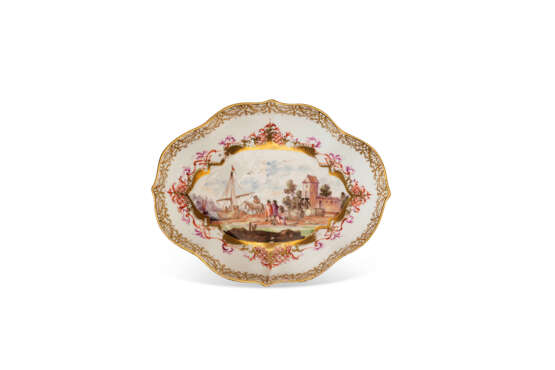 A GROUP OF MEISSEN PORCELAIN COLORED-GROUND WARES - photo 5