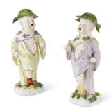 A PAIR OF MEISSEN PORCELAIN FIGURES OF MARCHING BOYS - фото 1
