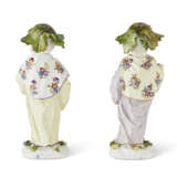 A PAIR OF MEISSEN PORCELAIN FIGURES OF MARCHING BOYS - photo 4