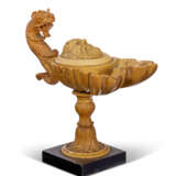 A GROUP OF FIVE ITALIAN MARBLE TABLE ARTICLES - Foto 2